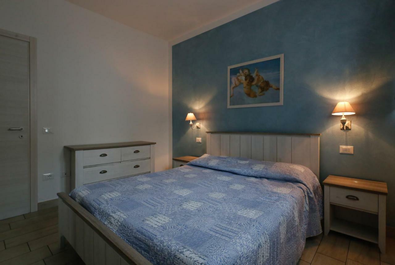 Appartamenti Residence Tulipano 시르미오네 외부 사진